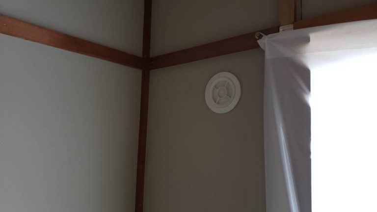 団地のエアコンダクト