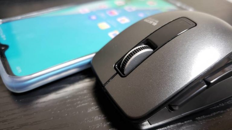 スマホをマウスで操作する